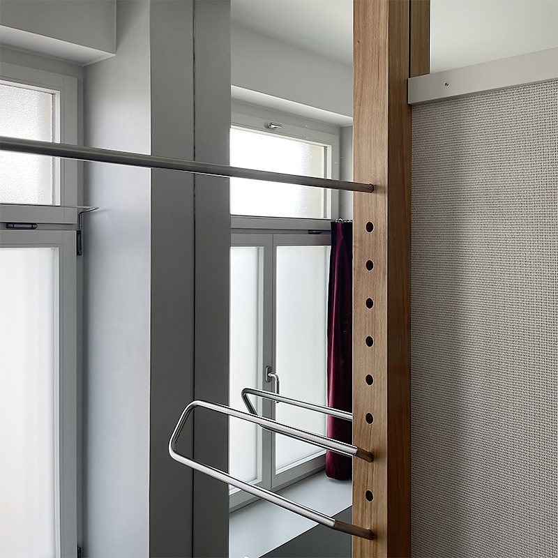 Schulhaus Neuhegi Die Stadt Winterthur benötigte im Transformations- und Neubaugebiet Neuhegi und für die sich entwickelnde Stadt ein öffentliches Gebäude mit Sporthalle und Primarschule.